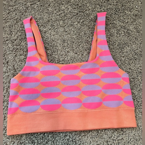 Fabletics Seamless Sports Bra - Picture 3 of 4